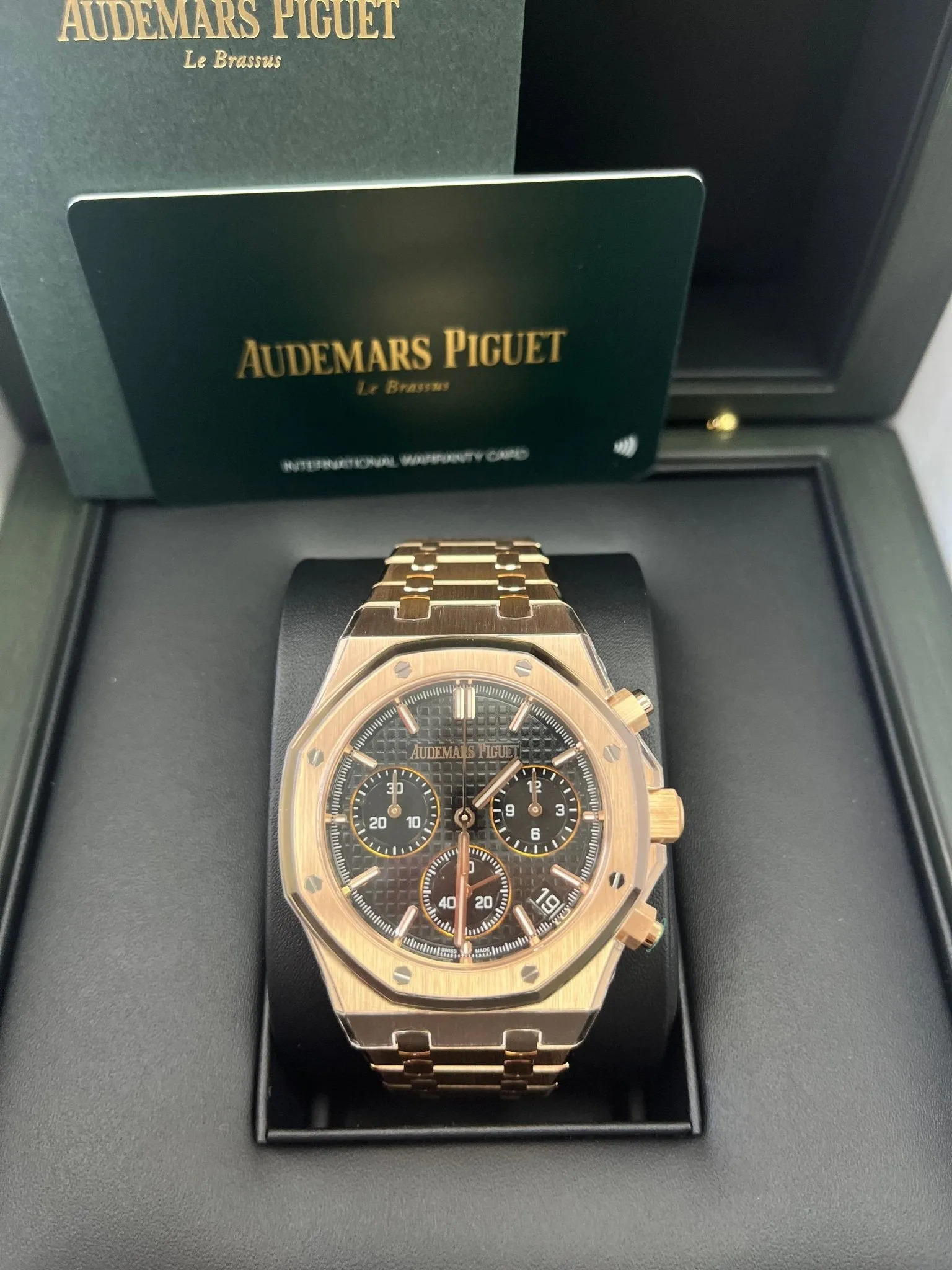 Audemars Piguet ROYAL OAK SELFWINDING CHRONOGRAPH “50TH ANNIVERSARY”