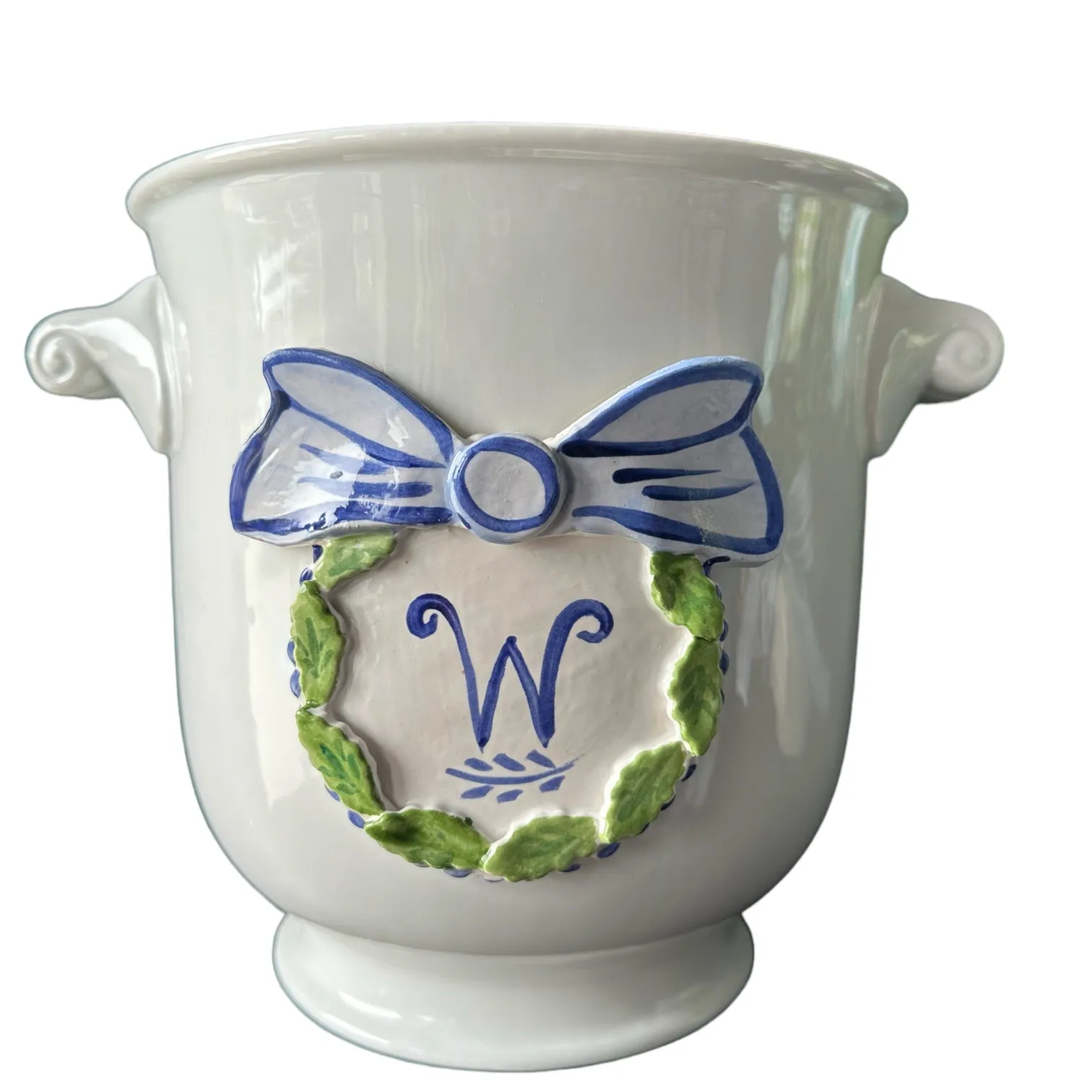 Cache Pot with Bow