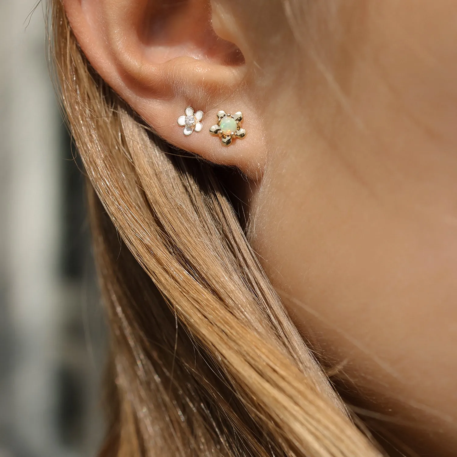 Daisy Studs | 10K Gold & White Enamel