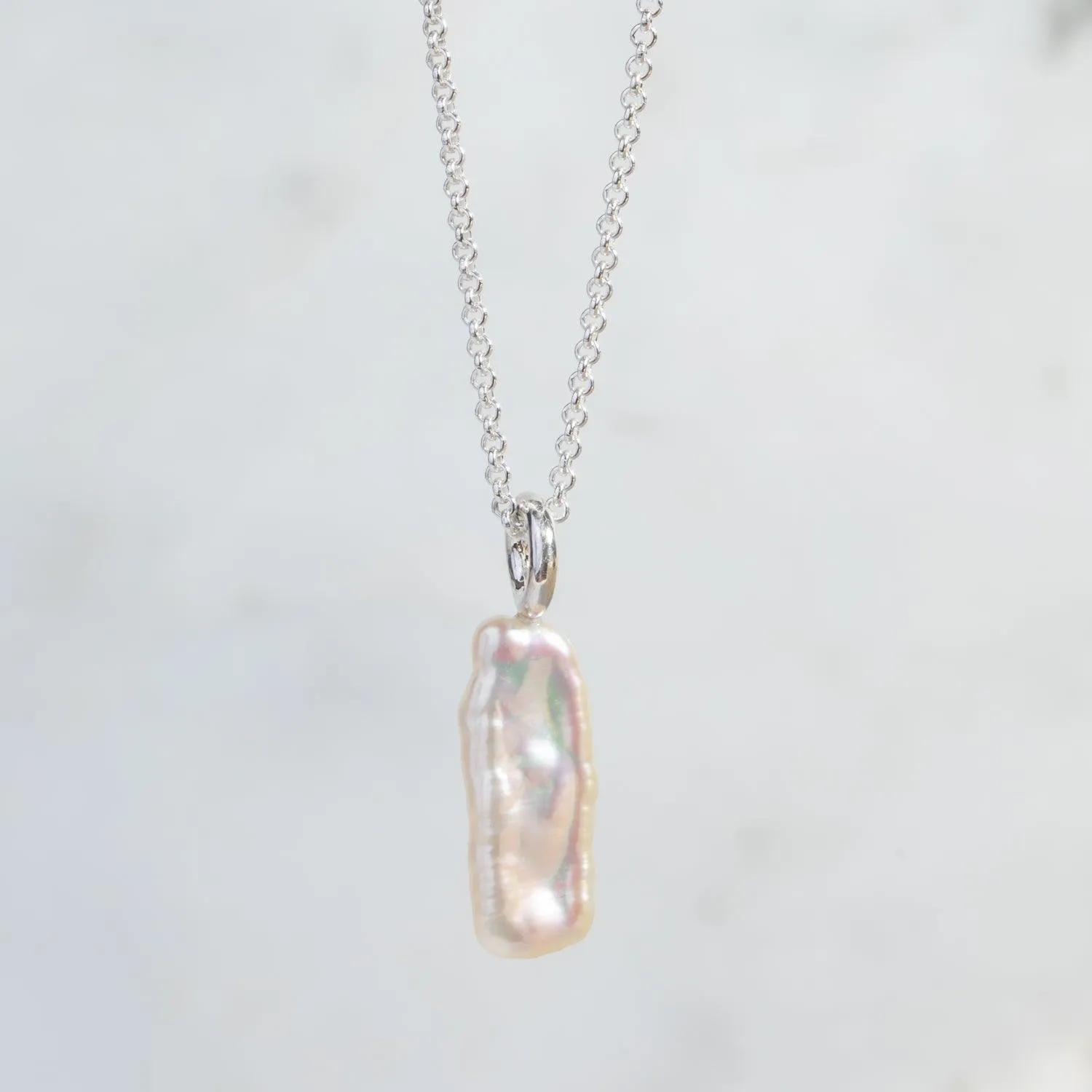 Estee - Pearl Pendant