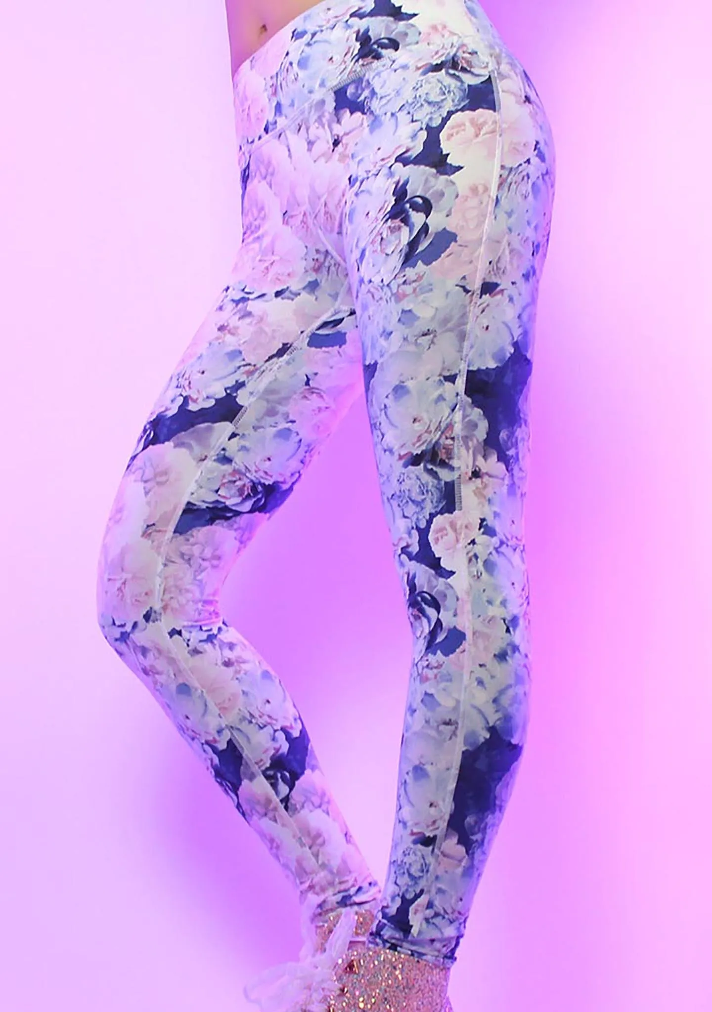 La Vida Flor Leggings in Purple Floral