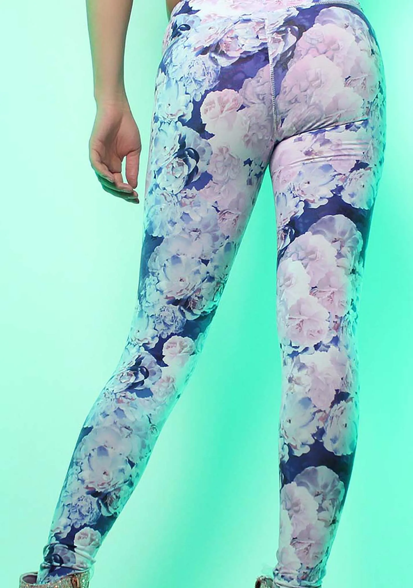 La Vida Flor Leggings in Purple Floral