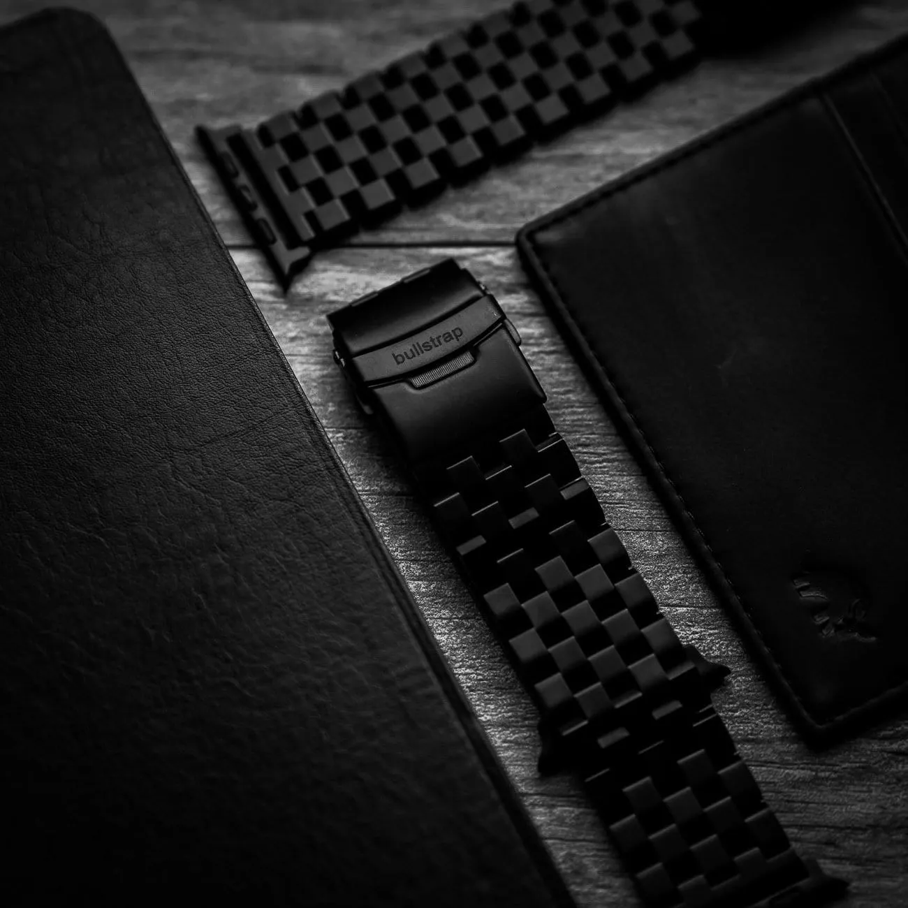 METAL Apple Watch Strap - Black Edition